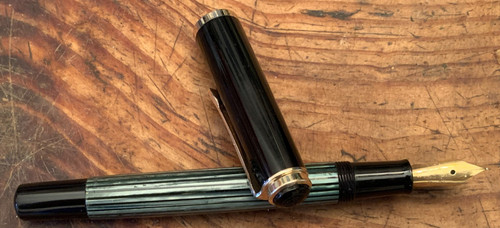 Pelikan 400 kolbenfüller - pelikan,